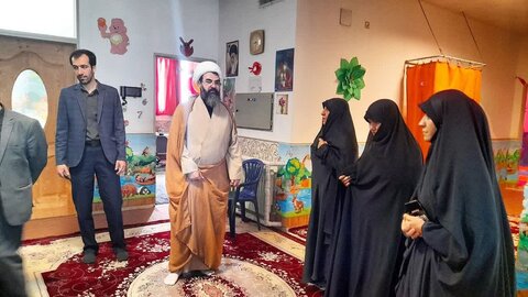 تصاویر/بازدید مدیر حوزه علمیه خواهران استان مرکزی از مهدکودک وابسته به مدرسه علمیه فاطمة الزهرا(س)ساوه
