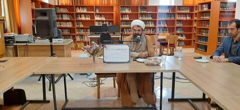 تصاویر/دیدار مدیر حوزه علمیه خواهران استان مرکزی با کادر مدارس علمیه شهرستان ساوه