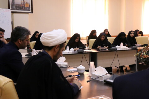 تصاویر/ نشست خبری «تشریح برنامه های آستان مقدس حضرت فاطمه معصومه سلام‌الله‌علیها در ایام اربعین