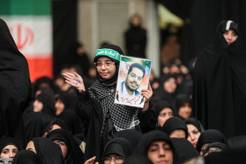 تصاویر/ مراسم بزرگداشت شهدای جنگ تحمیلی اخیر با حضور رهبر معظم انقلاب