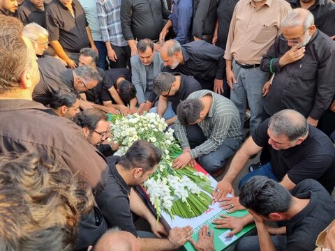 تصاویر/مراسم تشییع پیکر مطهر شهیدکباری در کاشان