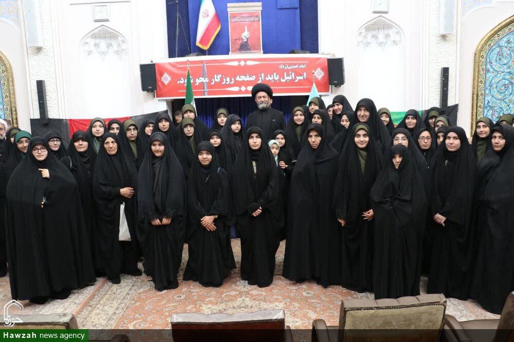 تصاویر/ دیدار اعضای ستاد نماز جمعه اردبیل با امام جمعه اردبیل