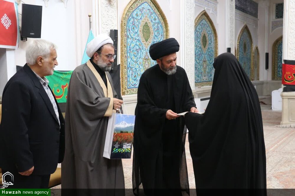 تصاویر/ دیدار اعضای ستاد نماز جمعه اردبیل با امام جمعه اردبیل