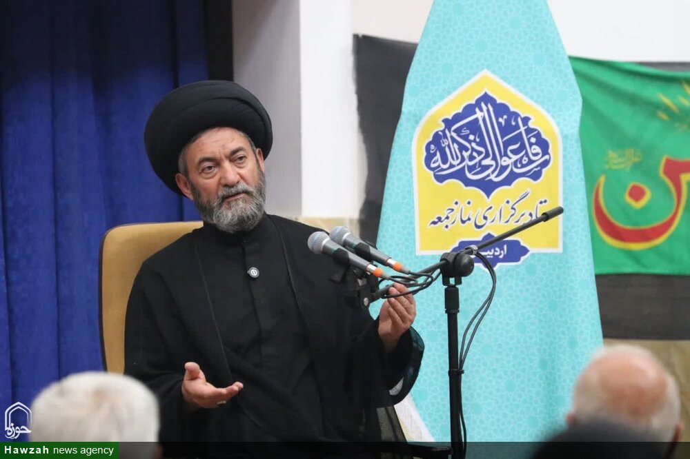 تصاویر/ دیدار اعضای ستاد نماز جمعه اردبیل با امام جمعه اردبیل