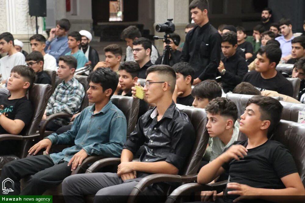 دیدار طلاب جدید الورود حوزه های علمیه استان اردبیل با امام جمعه اردبیل