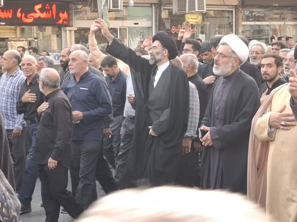 مراسم تشییع پیکر بسیجی شهید علی کباری، در کاشان برگزار شد+عکس