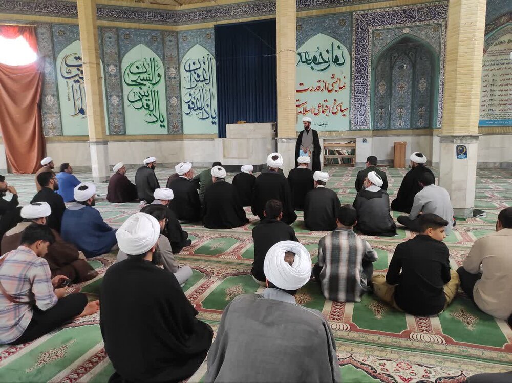 تصاویر/ مراسم تکریم و معارفه فرمانده حوزه مقاومت بسیج طلاب شهید جوکار شهرستان ملایر