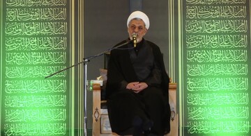فیلم| مقام معظم رهبری فرمود سلام ما را به مردم کرمان برسانید