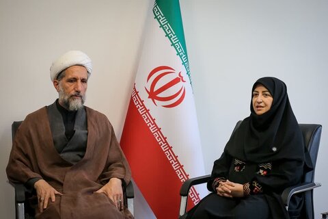 تصاویر /  دیدار معاون رئیس‌جمهور و رئیس سازمان حفاظت محیط زیست با نماینده ولی فقیه در استان قزوین