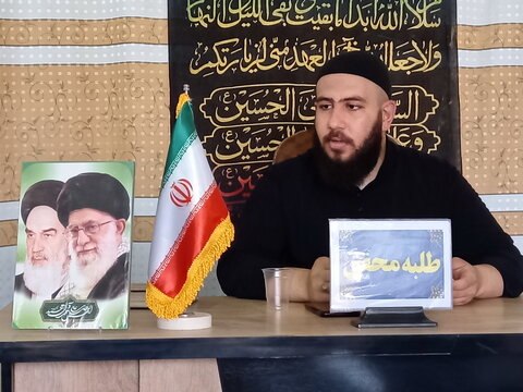 تصاویر/ جلسه دفاعیه تحقیق پایانی طلاب مدرسه علمیه آیت‌الله مدنی کاشانی(ره)