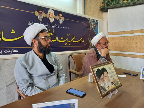 تصاویر/ جلسه دفاعیه تحقیق پایانی طلاب مدرسه علمیه آیت‌الله مدنی کاشانی(ره)