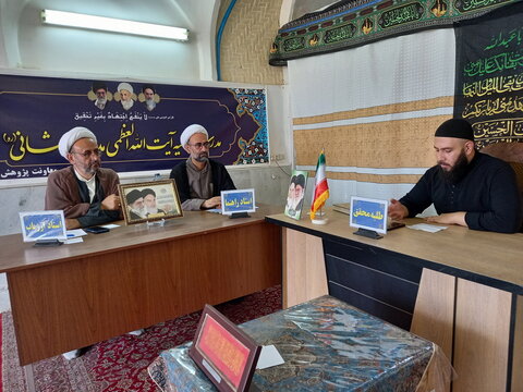 تصاویر/ جلسه دفاعیه تحقیق پایانی طلاب مدرسه علمیه آیت‌الله مدنی کاشانی(ره)