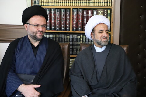 تصاویر | دیدار مدیر دفتر نمایندگی ولی فقیه در جمهوری آذربایجان  با نماینده ولی فقیه در استان آذربایجان شرقی