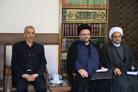 تصاویر | دیدار مدیر دفتر نمایندگی ولی فقیه در جمهوری آذربایجان  با نماینده ولی فقیه در استان آذربایجان شرقی