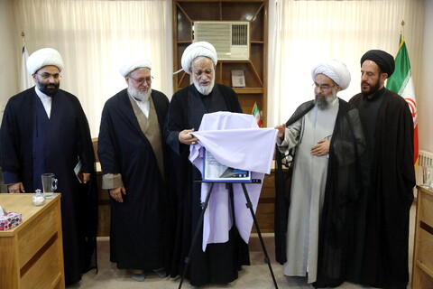 تصاویر/ رونمایی از پوستر همایش ملی پیشتازان انقلاب اسلامی