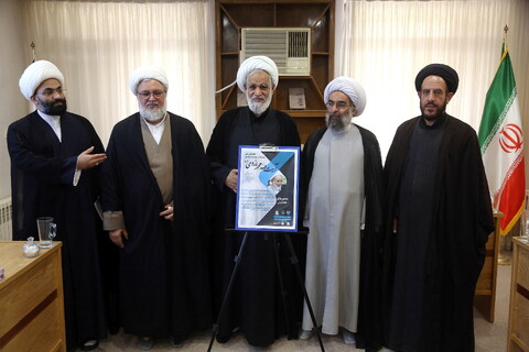 تصاویر/ رونمایی از پوستر همایش ملی پیشتازان انقلاب اسلامی