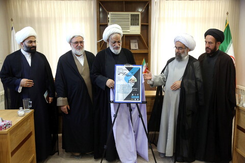 تصاویر/ رونمایی از پوستر همایش ملی پیشتازان انقلاب اسلامی