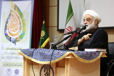تصاویر/ آیین تکریم و نکوداشت خادمان و خدمتگزارن مجالس حسینی