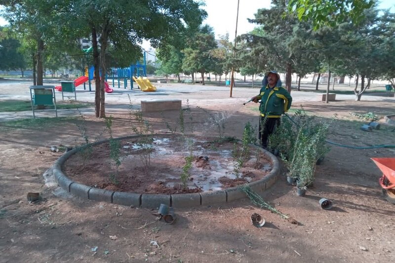 احداث زمین فوتبال جوانان شهرک جهاد کرمانشاه آغاز شد+ تصاویر