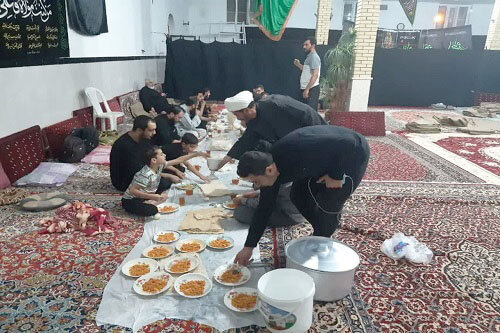 حسینیه باب‌الحوائج(ع) آماده خدمت‌رسانی به زائران اربعین حسینی است