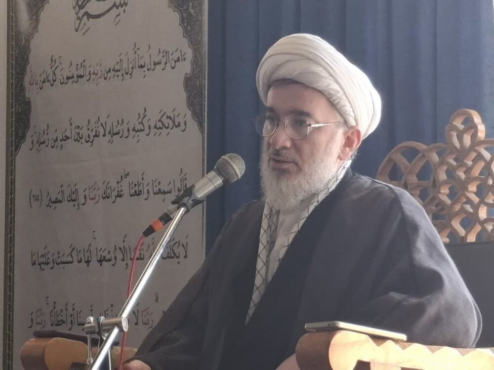 مبارزه ظالم و مظلوم در هیچ برهه‌ای از زمان تمام‌شدنی نیست