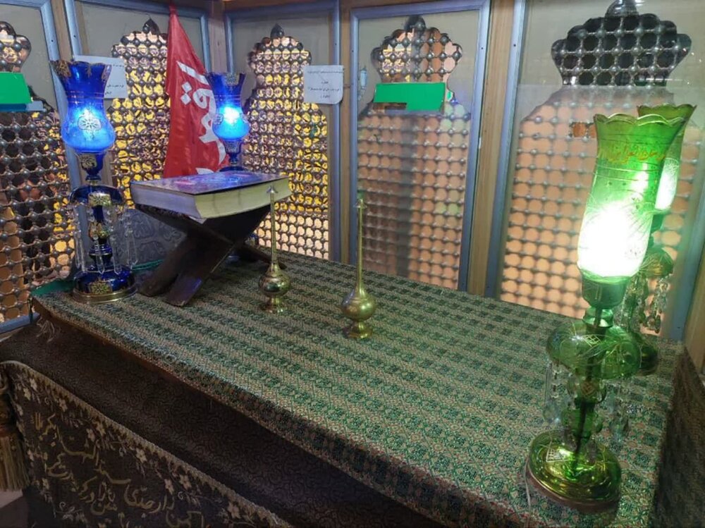 آیین غبارروبی ضریح مطهر حضرت سلطانعلی(ع) در اردهال کاشان برگزار شد