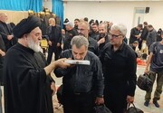 موکب مسجد جمکران کے خادمین کربلا روانہ؛ تولیت مسجد جمکران کی دعا کے ساتھ رخصتی