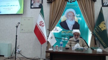 تقوا و بینش شاخصه علمای اصیل حوزه علمیه است