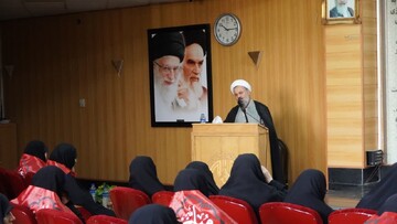 تصاویر / گردهمایی نخبگان حوزه علمیه خواهران همدان