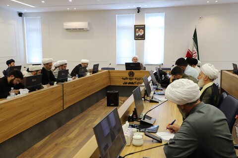 تصاویر/ افتتاح دوره تخصصی دانش‌افزایی مبلغان در آذربایجان شرقی (روز اول)