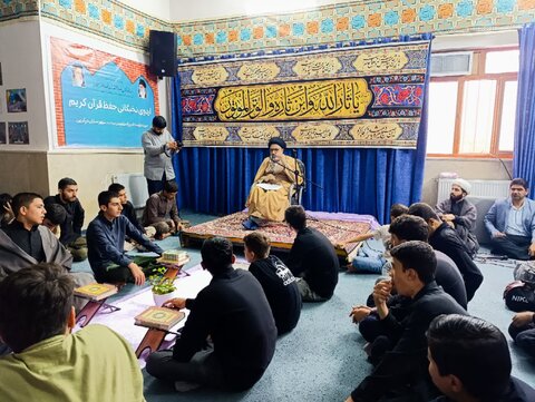 اختتامیه دوره نخبگانی حوزه علمیه امیرالمومنین علیه السلام قروه درگزین