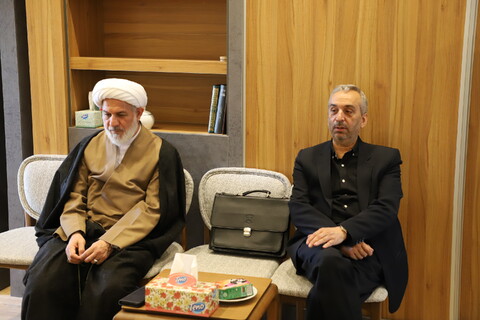 تصاویر | دیدار معاون امور بین‌الملل حوزه‌های علمیه با مدیر حوزه علمیه استان آذربایجان شرقی