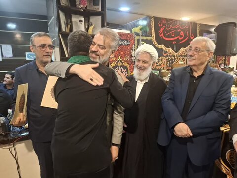 تصاویر/همایش تجلیل از پیرغلامان و خادمان کاشان آران بیدگل دربیمارستان آیت الله یثربی