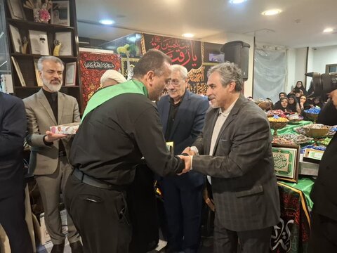 تصاویر/همایش تجلیل از پیرغلامان و خادمان کاشان آران بیدگل دربیمارستان آیت الله یثربی