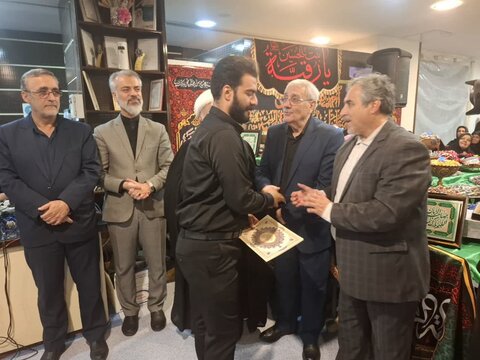 تصاویر/همایش تجلیل از پیرغلامان و خادمان کاشان آران بیدگل دربیمارستان آیت الله یثربی