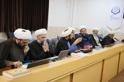 تصاویر| نشست اعضای دبیرخانه حوزه پیشرو و سرآمد با کارگروه های تخصصی