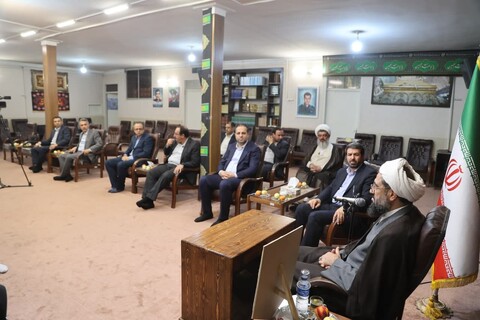 تصاویر /  دیدار رئیس سازمان حفاظت محیط زیست با نماینده ولی فقیه در استان همدان