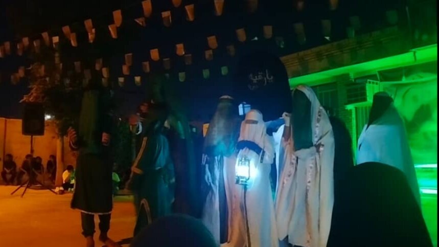 نمایش خرابه و طشت طلا در چهارمین سال متوالی در میناب برگزار شد+ تصاویر