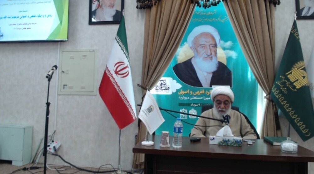 تقوا و بینش شاخصه علمای اصیل حوزه علمیه است