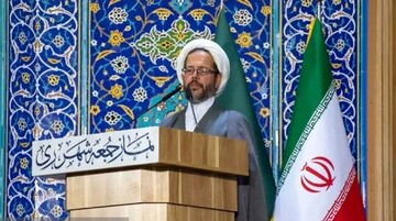 مردم انقلابی ری در همه صحنه‌ها پیش‌قدم بوده‌اند