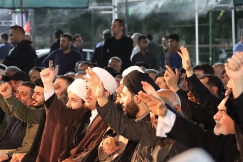 آیین اهتزاز پرچم « یا حسین (ع) » و آغاز خدمت‌رسانی به زائران اربعین در مرز چذابه