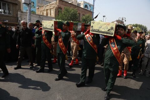 تصاویر/ مراسم تشییع پیکر مطهر شهدای تازه تفحص شده ازمناطق عملیاتی دوپازه وحاج عمران در ارومیه