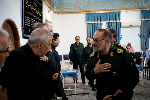 تصاویر/ مراسم تشییع پیکر مطهر شهدای تازه تفحص شده ازمناطق عملیاتی دوپازه وحاج عمران در ارومیه