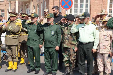 تصاویر/ مراسم تشییع پیکر مطهر شهدای تازه تفحص شده ازمناطق عملیاتی دوپازه وحاج عمران در ارومیه