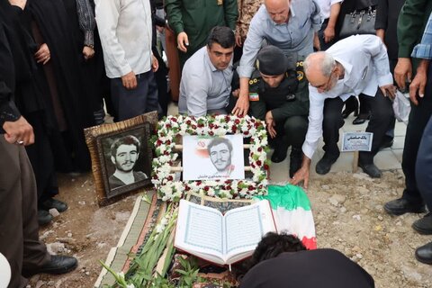 تصاویر/ مراسم تشییع پیکر مطهر شهدای تازه تفحص شده ازمناطق عملیاتی دوپازه وحاج عمران در ارومیه