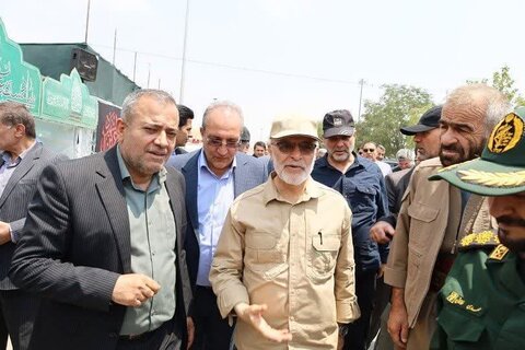 تصاویر/  بازدید معاون وزیر کشور از  در پایانه مرزی تمرچین و حاج عمران