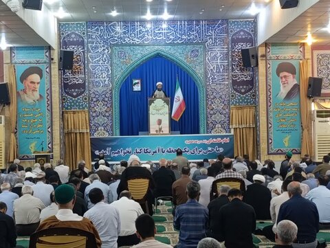 تصاویر/ آیین عبادی سیاسی نمازجمعه بوشهر