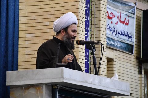 تصاویر/ اقامه نماز جمعه خوی