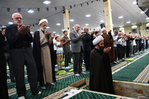 تصاویر/ اقامه نماز جمعه خوی