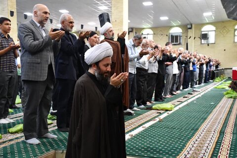 تصاویر/ اقامه نماز جمعه خوی